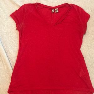 Red basic t-shirt